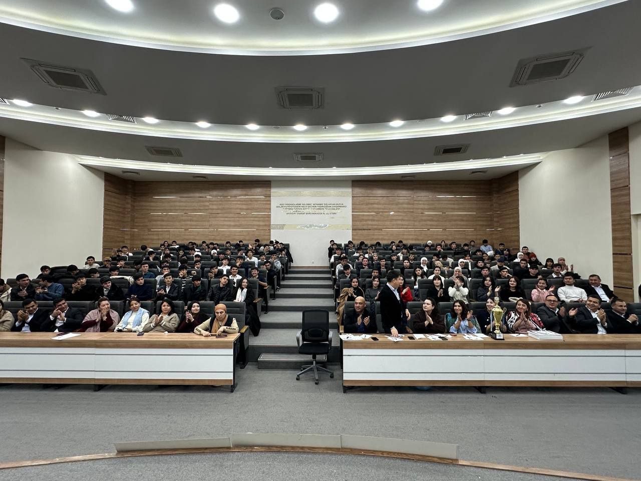 ʻʻQuvnoqlar va Zukkolarʼʼ